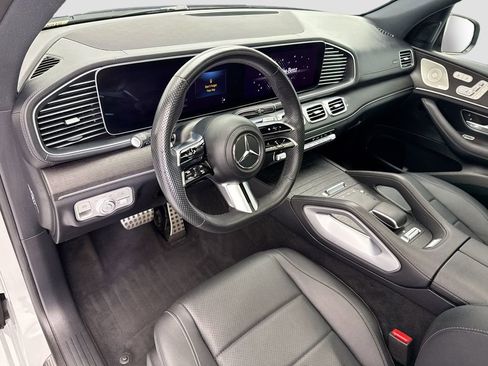Certified 2024 Mercedes-Benz GLS 450 4MATIC image 9