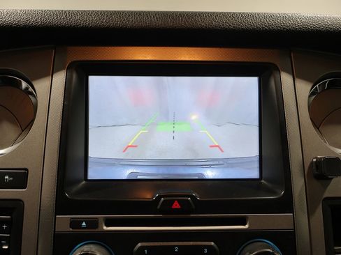 Used 2017 Ford Expedition XLT w/ Equipment Group 202A AWD/4WD image 26