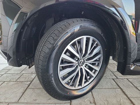 Certified 2024 Nissan Armada SL w/ Captain's Chairs Package image 34