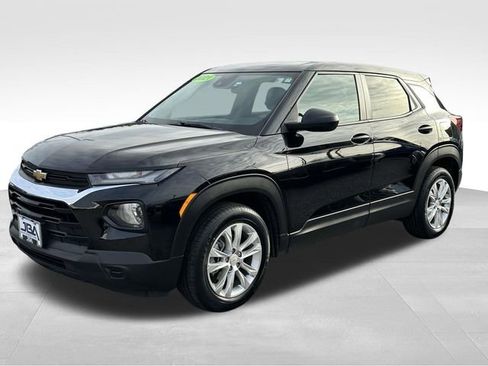 Used 2021 Chevrolet TrailBlazer LS image 22
