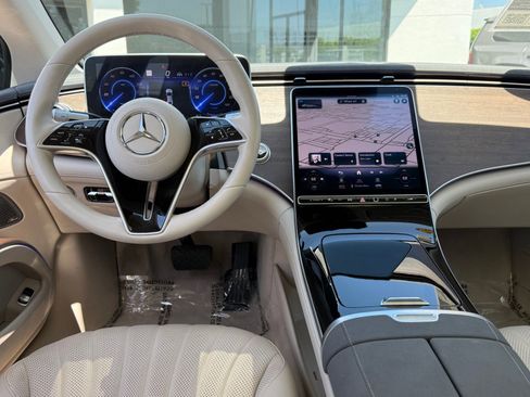 Used 2022 Mercedes-Benz EQS 450+ Sedan image 41