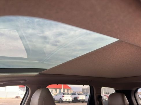 Used 2019 Hyundai Santa Fe Limited image 14