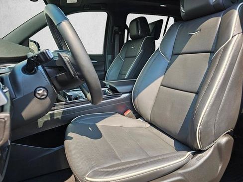 Used 2025 Cadillac Escalade Sport w/ Touring Package AWD/4WD image 25
