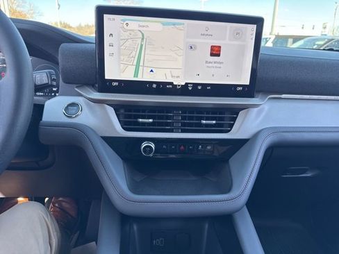 New 2026 Ford Explorer Active image 21