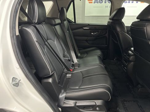 Used 2024 Honda Pilot Elite image 38