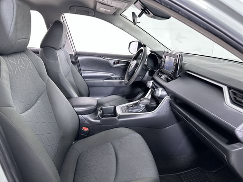 Used 2022 Toyota RAV4 XLE image 65