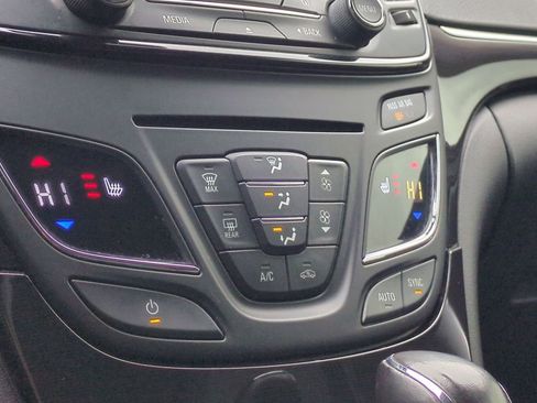 Used 2016 Buick Regal Premium w/ Driver Confidence Package #1 image 33