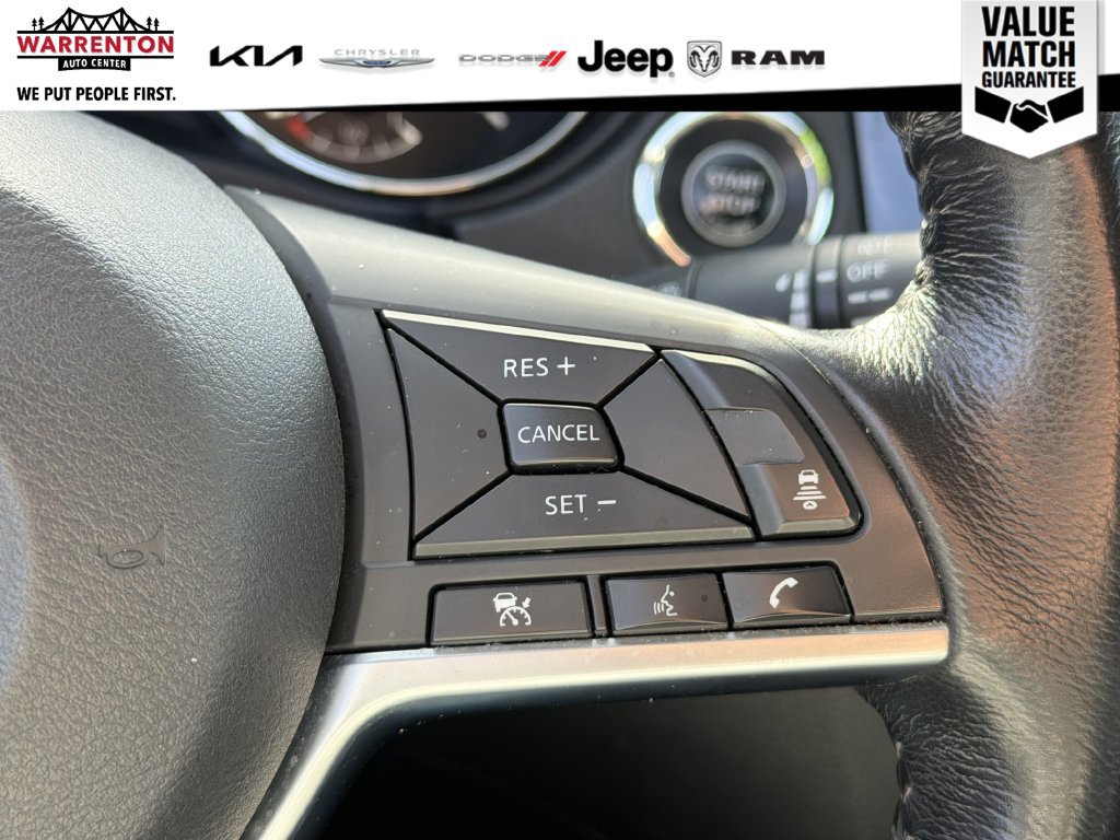 Used 2018 Nissan Rogue SL FWD image 19