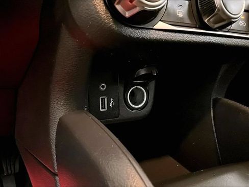 Used 2023 Nissan Versa S FWD image 31