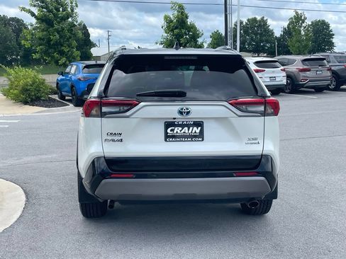 Used 2021 Toyota RAV4 XSE AWD/4WD image 6