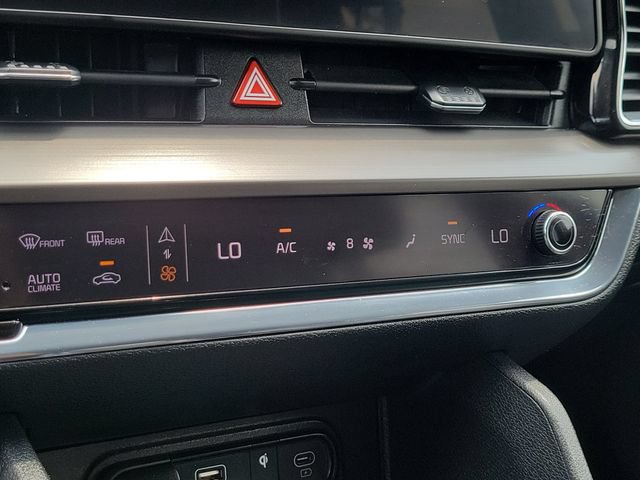 Used 2023 Kia Sportage EX FWD image 26