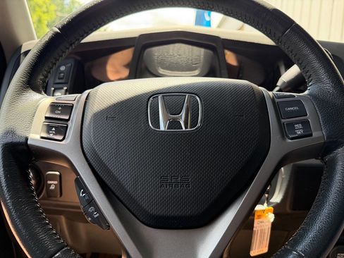 Used 2014 Honda Ridgeline SE image 21