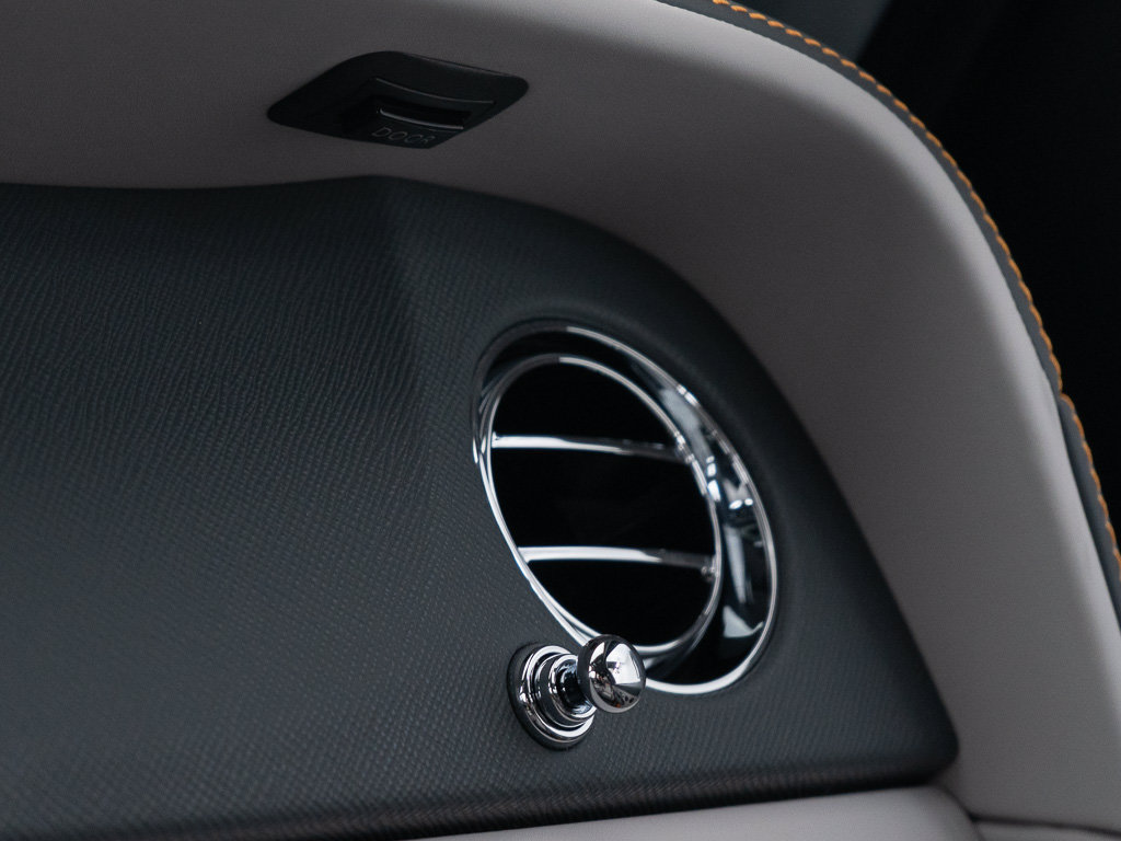 Certified 2023 Rolls-Royce Cullinan w/ Dark Exterior Package AWD/4WD image 48