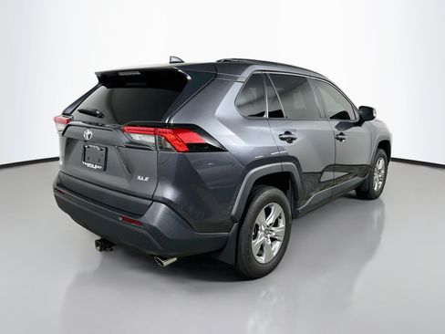 Used 2024 Toyota RAV4 XLE w/ Convenience Package FWD image 4