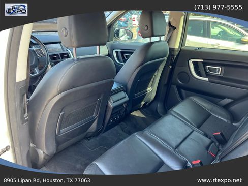 Used 2018 Land Rover Discovery Sport SE AWD/4WD image 23