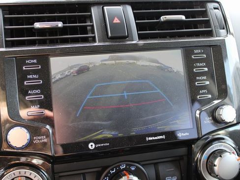 Used 2022 Toyota 4Runner TRD Off-Road Premium image 27