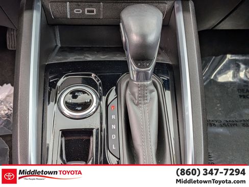 Used 2023 Chevrolet Colorado LT w/ Advanced Trailering Package AWD/4WD image 26