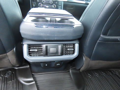 Certified 2022 Ford F150 Lariat image 22