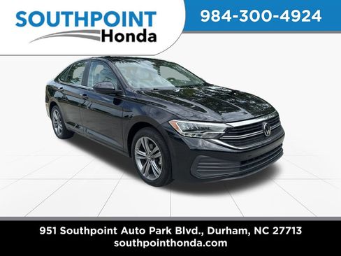 Used 2023 Volkswagen Jetta SE FWD image 1
