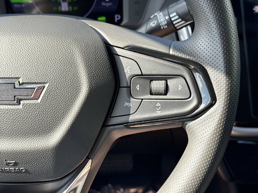 Used 2022 Chevrolet Bolt EUV LT FWD image 9