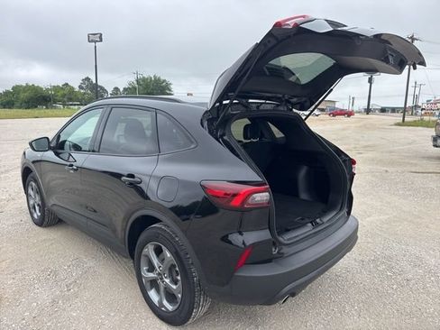 Used 2025 Ford Escape ST-Line AWD/4WD image 4