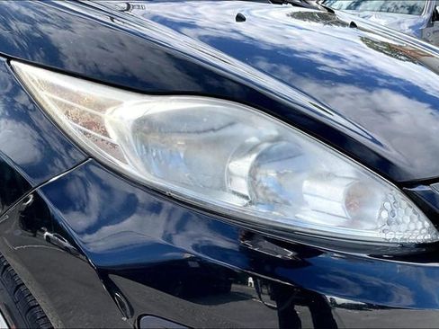 Used 2012 Ford Fiesta SE image 32