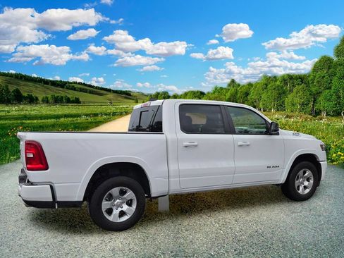 Used 2025 RAM 1500 Big Horn AWD/4WD image 6