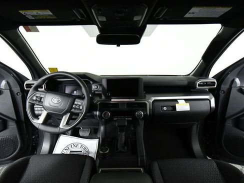 New 2026 Toyota 4Runner SR5 image 18