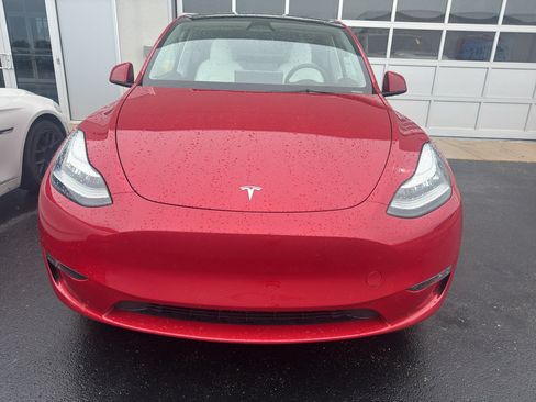 Used 2023 Tesla Model Y Long Range AWD/4WD image 10