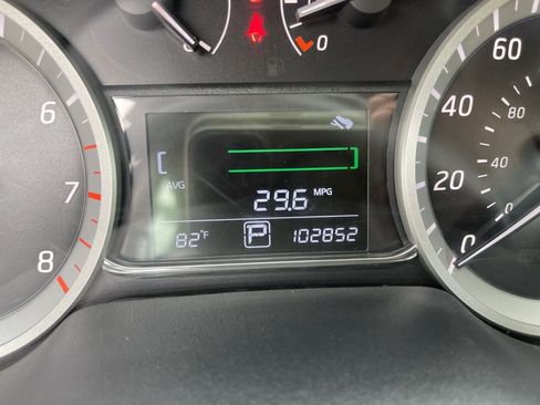 Used 2014 Nissan Sentra SR FWD image 15