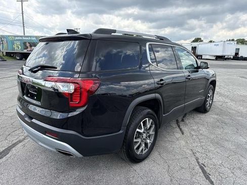 Used 2022 GMC Acadia SLE w/ Driver Convenience Package FWD image 4