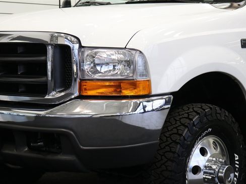 Used 2000 Ford F350 XLT image 10