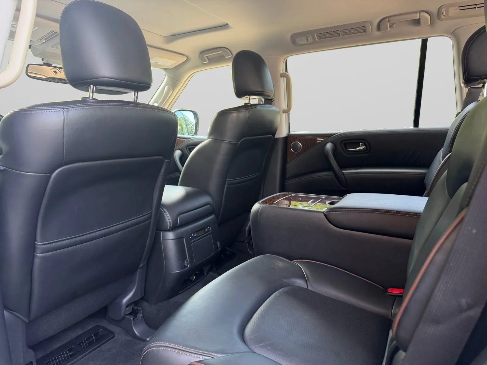 Used 2020 Nissan Armada SL w/ Premium Package AWD/4WD image 25