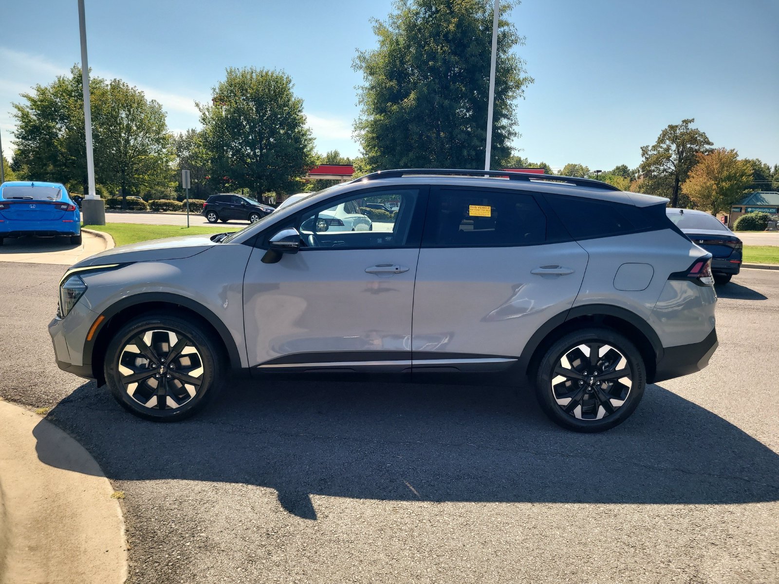 Used 2024 Kia Sportage X-Line w/ X-Line Premium Package AWD/4WD image 6