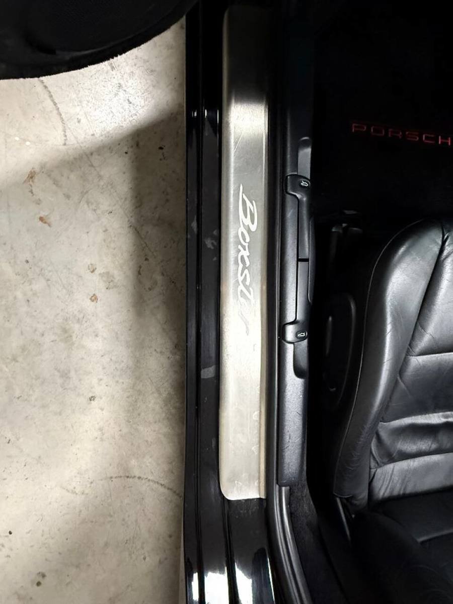 Used 1999 Porsche Boxster RWD image 28