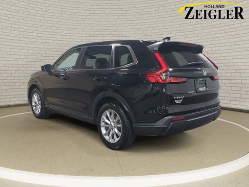 Used 2023 Honda CR-V EX image 7