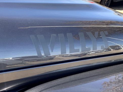 Used 2021 Jeep Gladiator Sport image 31