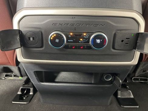 Used 2024 Ford Expedition Max Limited image 44