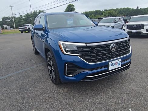 Used 2025 Volkswagen Atlas SEL Premium R-Line AWD/4WD image 14