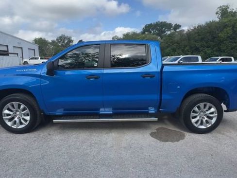 Used 2025 Chevrolet Silverado 1500 Custom RWD image 5