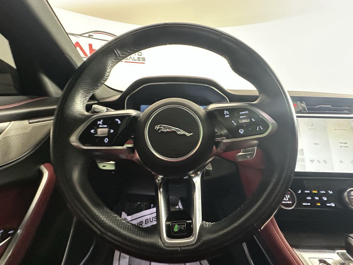Used 2021 Jaguar F-PACE R-Dynamic S AWD/4WD image 31