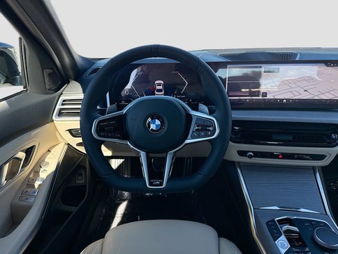 New 2026 BMW 330i Sedan w/ M Sport Package image 18