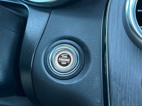 Certified 2022 Mercedes-Benz GLC 300 4MATIC w/ Premium Package Lite image 22