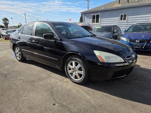 Used 2005 Honda Accord EX image 4