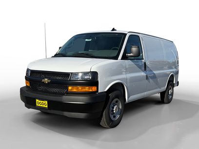 New 2025 Chevrolet Express 2500