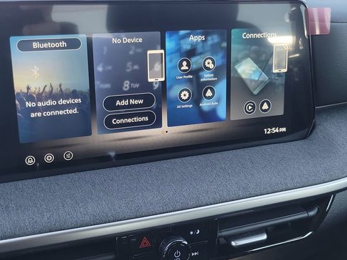 New 2026 Nissan Kicks S image 8