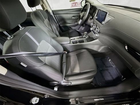 Certified 2024 Nissan Sentra SV image 29
