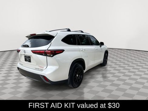 Used 2020 Toyota Highlander Limited AWD/4WD image 12