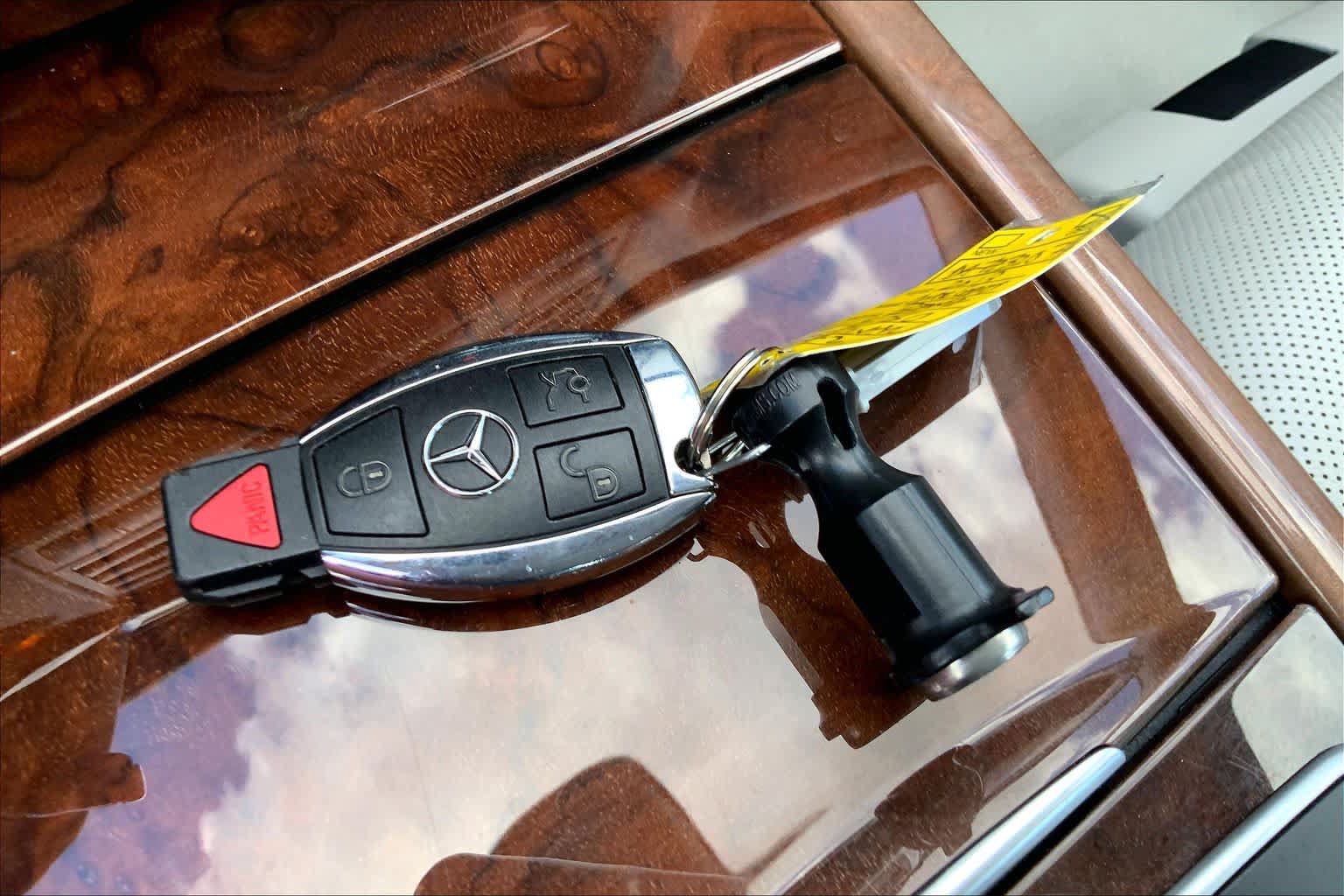Used 2013 Mercedes-Benz E 350 Sedan image 13