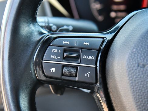 Used 2025 Honda Civic Sport image 29